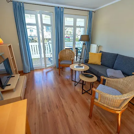 Seerose - 18 * Sellin (Rugen)